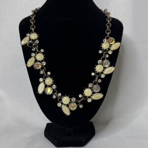 Premier Designs Elegant Cream and Gold Necklace adjustable length